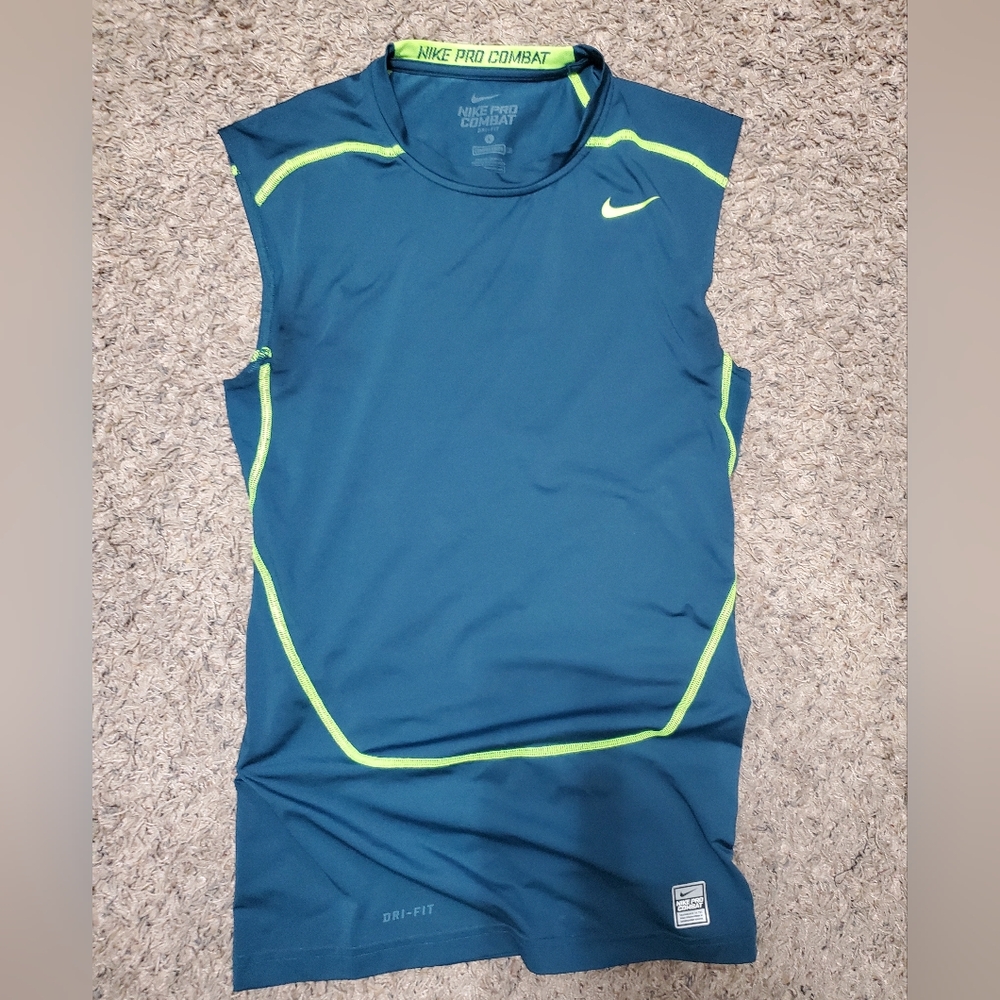 NIKE PRO COMBAT Men's Dri-Fit Compression Tank, Size: Large - Picture 10 of 10